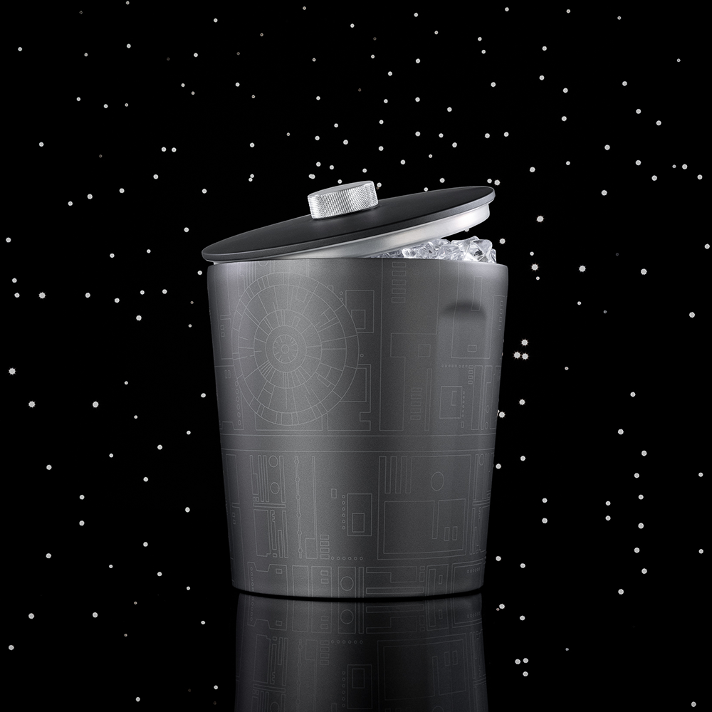 star-warstm-ice-bucket-p5 DS-Lifestyle.png